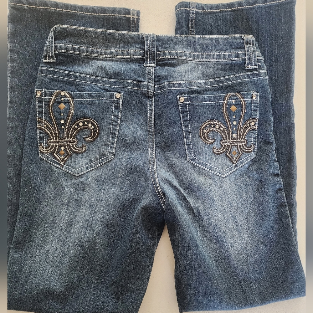 Faded Glory Women's Bootcut Jeans Size 8 -  Embellished Fleur-de-Lis